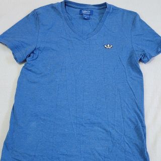 アディダス(adidas)のadidas☆ブルー半袖Tシャツ　青　アディダス　ティーシャツ　夏　レディース(Tシャツ/カットソー(半袖/袖なし))