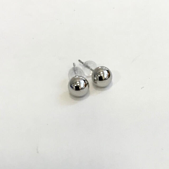 プラチナピアス  丸玉ピアス  6mm pt900  シリコンキャッチ付き10mmポスト太さ