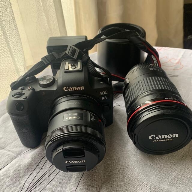 Canon(キヤノン)の【届いてすぐ撮れる】Canon EOS R6 レンズ2本付き スマホ/家電/カメラのカメラ(ミラーレス一眼)の商品写真