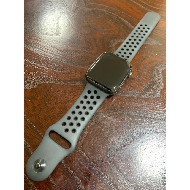 Apple(アップル)のApple Watch series5 44mm メンズの時計(腕時計(デジタル))の商品写真