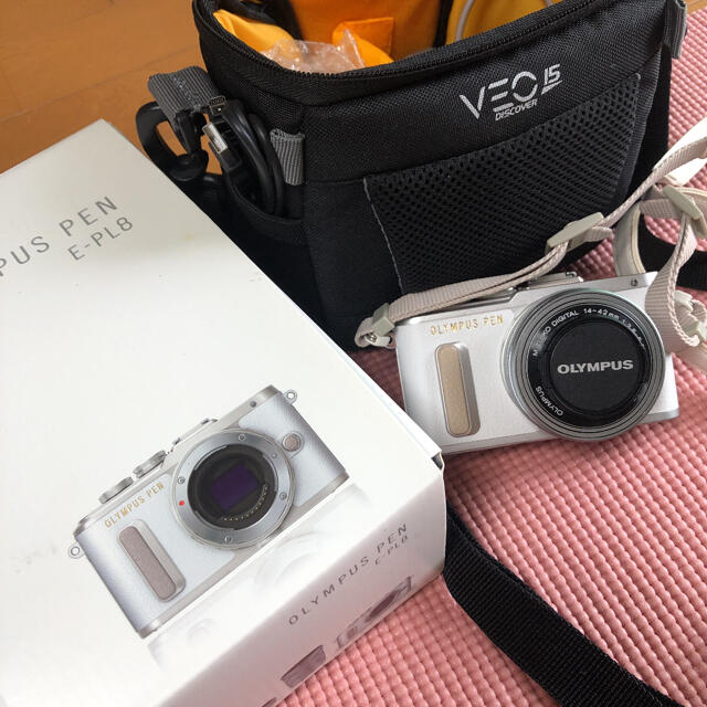 国産高品質】 OLYMPUS PEN E-PL8 ミラーレス一眼 ホワイト 7nXIF
