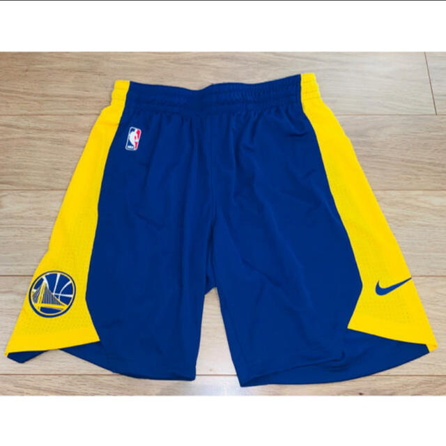 NIKE(ナイキ)のgolden warriors バスパン　jodantee U様 スポーツ/アウトドアのスポーツ/アウトドア その他(バスケットボール)の商品写真