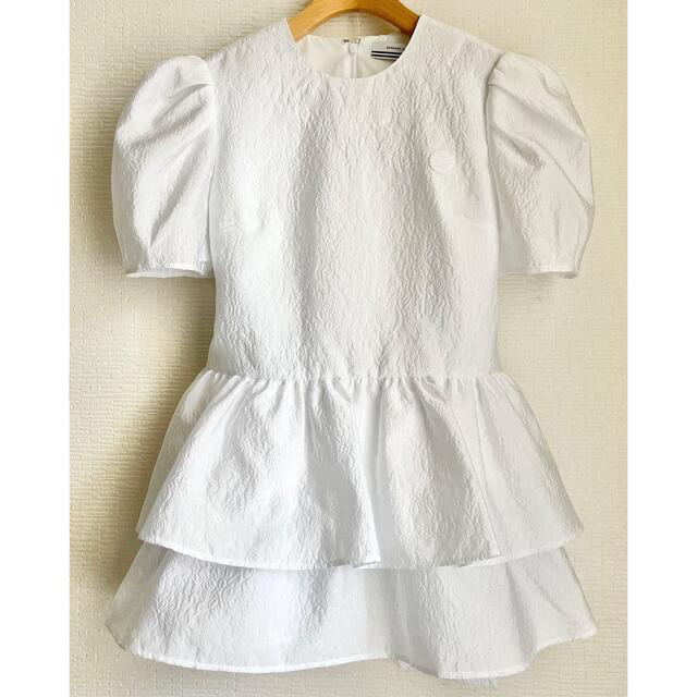 タグ付き新品♪ BORDERS at BALCONY ジャガードぺプラムトップス 新品