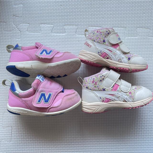 New Balance(ニューバランス)の子ども　靴　二足セット キッズ/ベビー/マタニティのベビー靴/シューズ(~14cm)(スニーカー)の商品写真