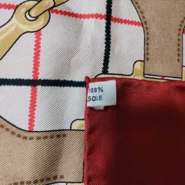 Hermes(エルメス)のHERMES エルメス　スカーフ　カレ90 レディースのファッション小物(バンダナ/スカーフ)の商品写真