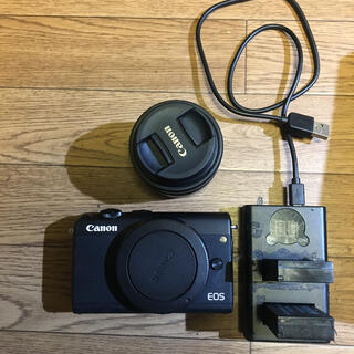 キヤノン(Canon)のすいーつさん専用　Canon  EOS M100(ミラーレス一眼)
