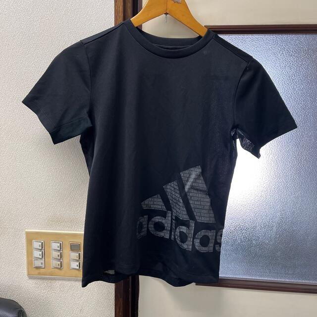 adidas(アディダス)のアディダス⭐︎Tシャツ⭐︎150センチ キッズ/ベビー/マタニティのキッズ服男の子用(90cm~)(Tシャツ/カットソー)の商品写真