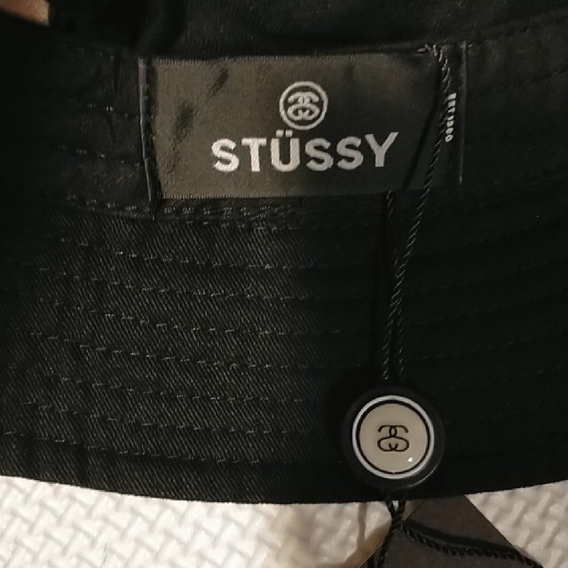 STUSSY(ステューシー)の【タグ付き新品】STUSSYバケットハット メンズの帽子(ハット)の商品写真