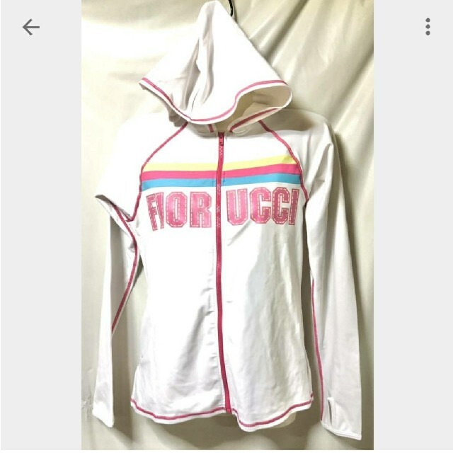 一度のみ使用　FIORUCCI フィオルッチ ラッシュガード レディース 長袖 スポーツ/アウトドアのスポーツ/アウトドア その他(サーフィン)の商品写真