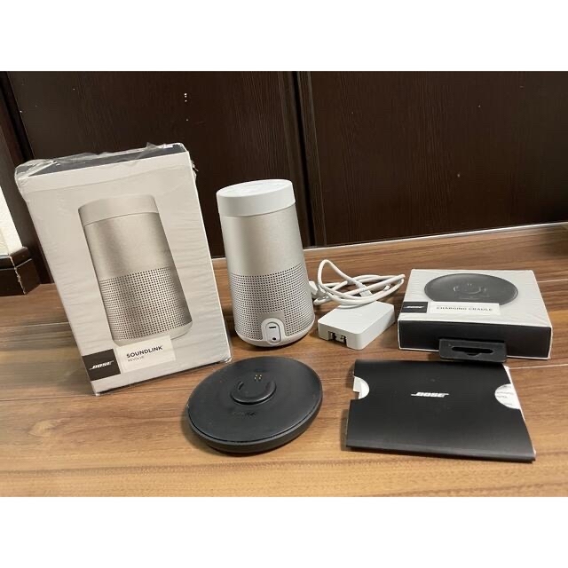 BOSE Bluetoothスピーカー　充電台付