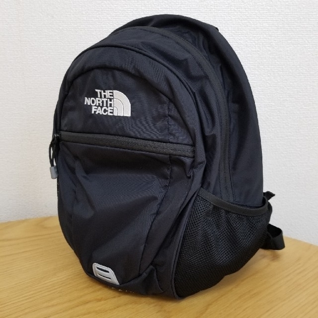 THE NORTH FACE(ザノースフェイス)のTHE NORTH FACE 　Kids SMALL DAY  　リュック キッズ/ベビー/マタニティのこども用バッグ(リュックサック)の商品写真