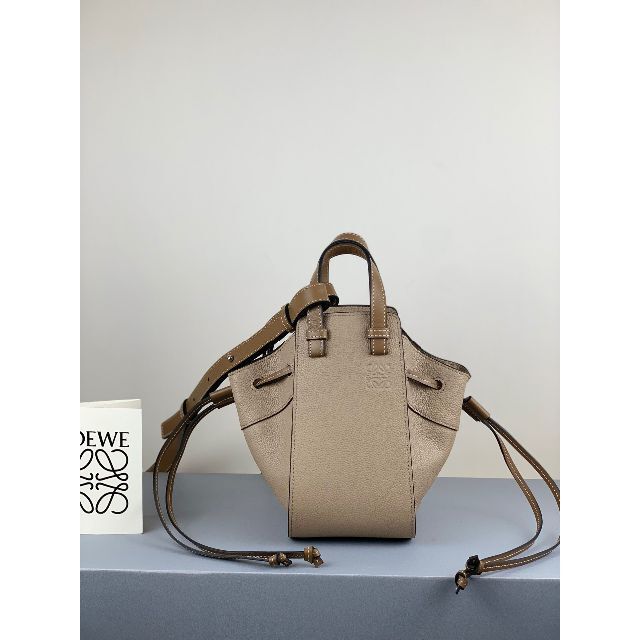 LOEWE - ロエベ  ハンモックスモール　ショルダーバッグ