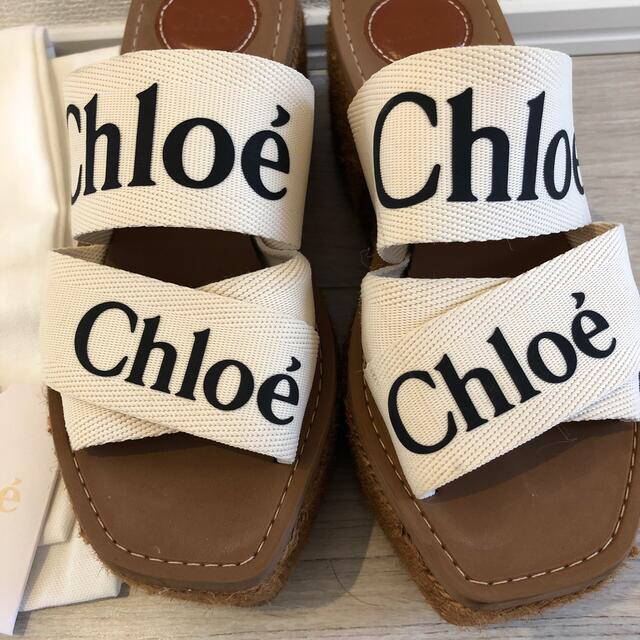 Chloe(クロエ)のchloe  WOODY  クロエ　ウェッジソール　サンダル レディースの靴/シューズ(サンダル)の商品写真