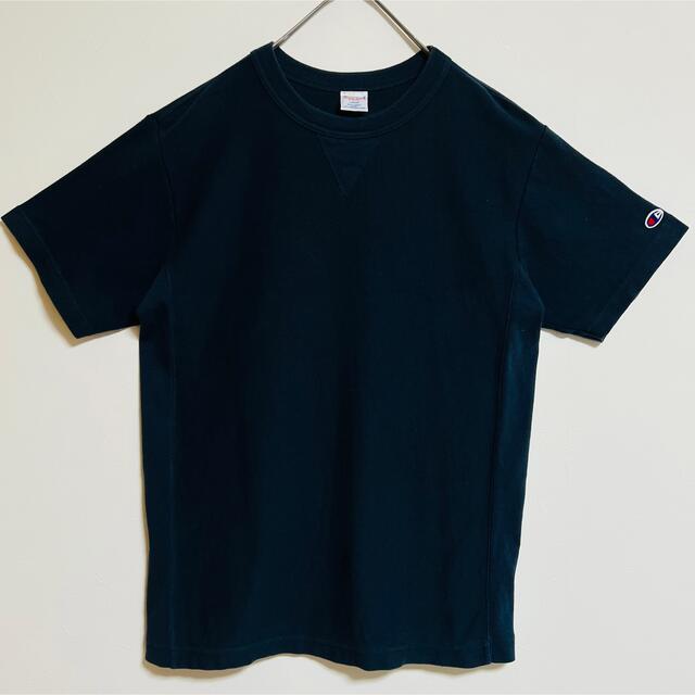 古着 チャンピオン リバースウィーブ  Tシャツ ワンポイントロゴ 紺 サイズL メンズのトップス(Tシャツ/カットソー(半袖/袖なし))の商品写真