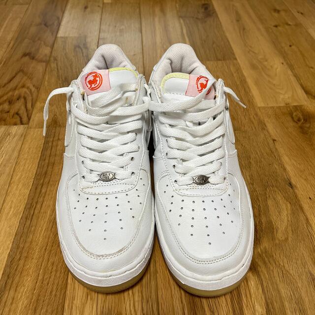 NIKE(ナイキ)のNIKE AIR FORCE 1 羊 メンズの靴/シューズ(スニーカー)の商品写真