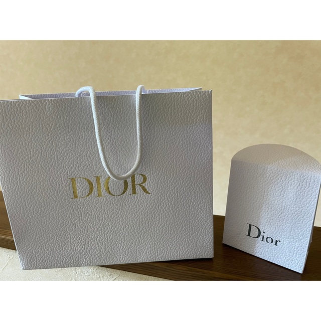 Dior(ディオール)のDior ディオール　ショップ袋　紙袋 レディースのバッグ(ショップ袋)の商品写真