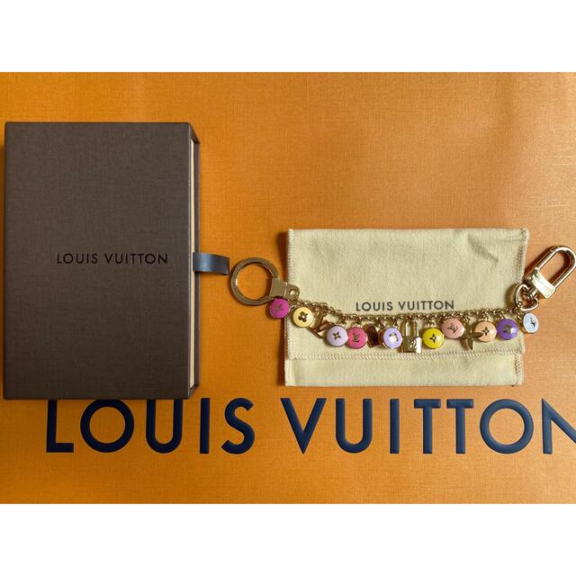 LOUIS VUITTON(ルイヴィトン)のルイヴィトン ポルトクレシェンヌ パスティーユ  チャーム ゴールド レディースのアクセサリー(チャーム)の商品写真