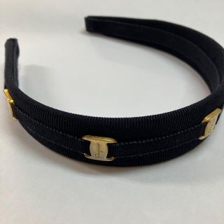 サルヴァトーレフェラガモ(Salvatore Ferragamo)のフェラガモ　カチューシャ(カチューシャ)