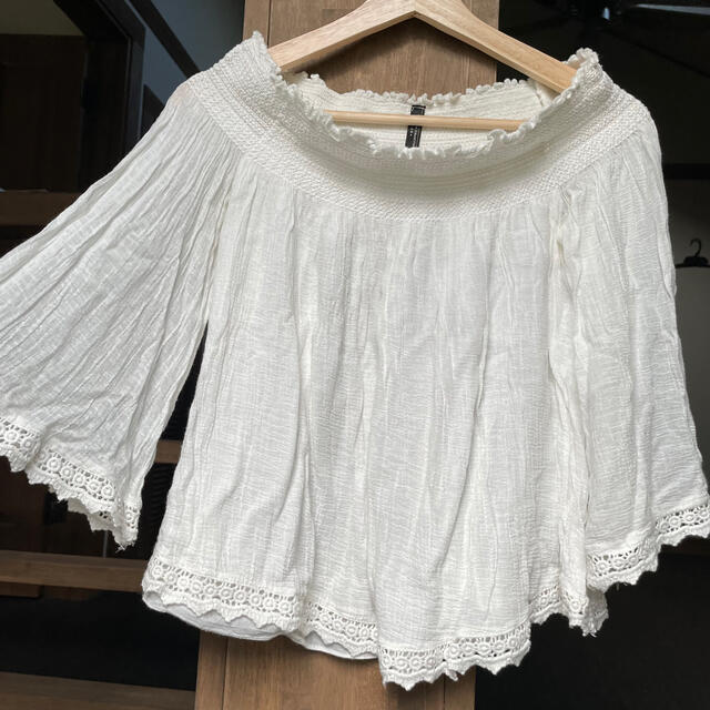 ZARA(ザラ)の夏物♩ZARA オフショルダー　ブラウス　レディース　Sサイズ レディースのトップス(シャツ/ブラウス(長袖/七分))の商品写真