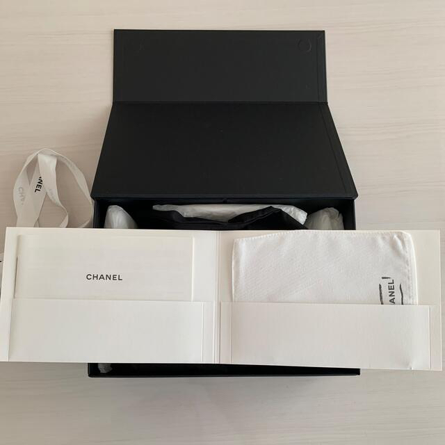 CHANEL(シャネル)のCHANEL トップハンドルミニ　フラップバック　ココハンドル　ブラック❤︎ レディースのバッグ(ショルダーバッグ)の商品写真
