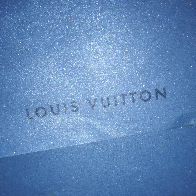 LOUIS VUITTON(ルイヴィトン)のルイヴィトン　付箋　非売品 エンタメ/ホビーのコレクション(ノベルティグッズ)の商品写真