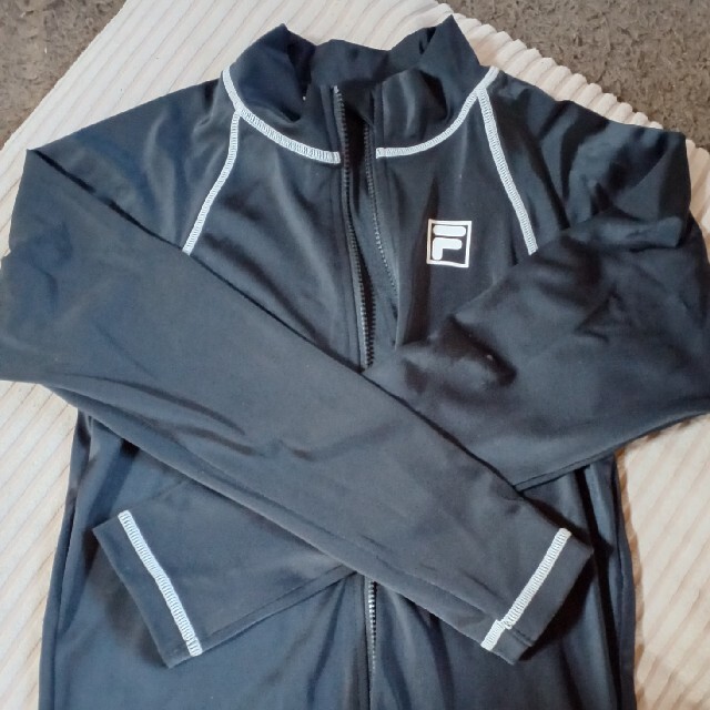 FILA(フィラ)のラッシュガード　140 キッズ/ベビー/マタニティのキッズ服女の子用(90cm~)(水着)の商品写真