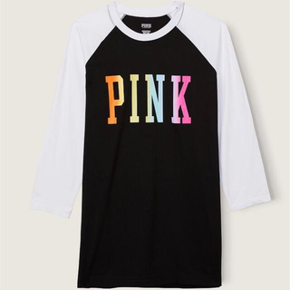 ヴィクトリアズシークレット(Victoria's Secret)のPINK キャンパス ベースボール Tシャツ(Tシャツ(長袖/七分))
