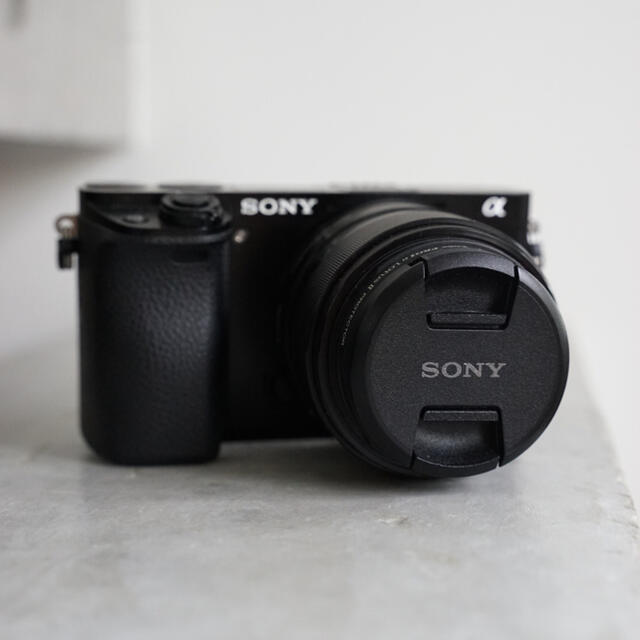 SONY - 美品sony a6000/sony 単焦点35mm F1.8/レンズフィルター