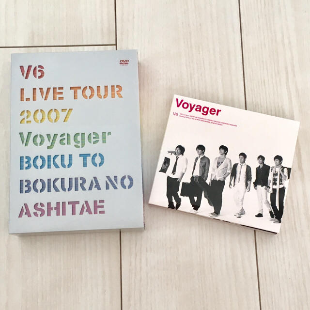 V6(ブイシックス)のV6 Voyager 初回盤 DVD ＆ CD セット エンタメ/ホビーのDVD/ブルーレイ(ミュージック)の商品写真