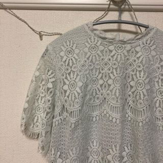 ダブルクローゼット(w closet)の花柄ブラウス(シャツ/ブラウス(半袖/袖なし))