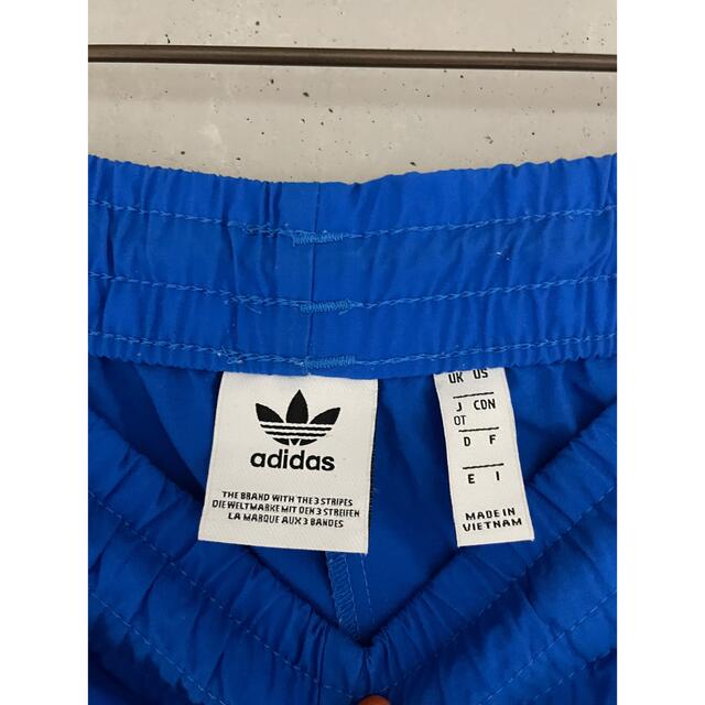 adidas(アディダス)のadidas ナイロンパンツ レディースのパンツ(その他)の商品写真