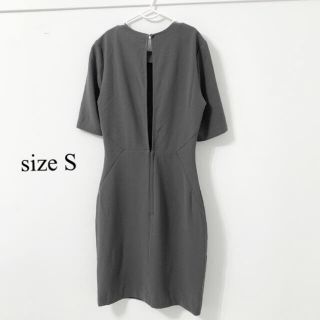 ザラ(ZARA)のH&M バックコンシャス 半袖 ワンピース グレー Sサイズ(ひざ丈ワンピース)