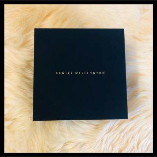 ダニエルウェリントン(Daniel Wellington)のルル様専用　DWケース(腕時計(デジタル))