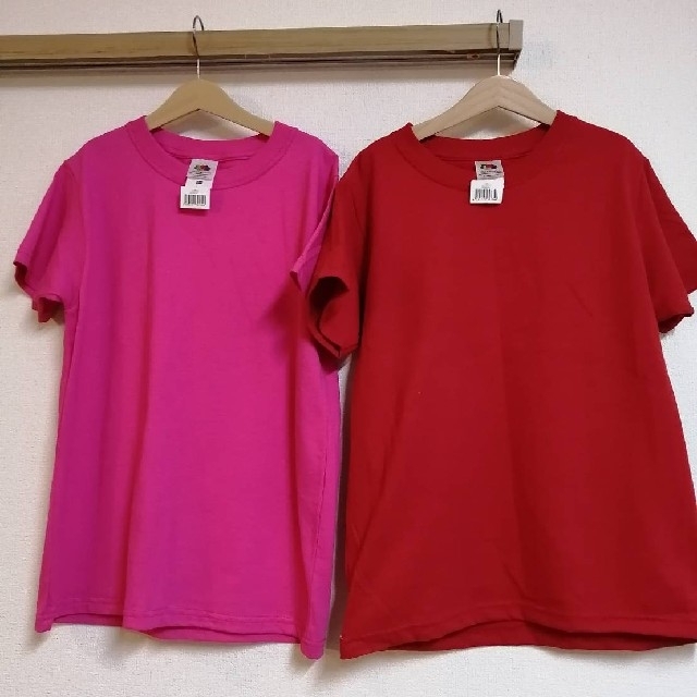 Fruit Of The Loom キッズ 半袖 Tシャツ レッド ピンク キッズ/ベビー/マタニティのキッズ服男の子用(90cm~)(Tシャツ/カットソー)の商品写真