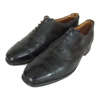 クロケットアンドジョーンズ(Crockett&Jones)のCROCKETT&JONES クロケットアンドジョーンズ メダリオン パンテドキャップ トゥ レザー シューズ ブラック系 6 1/2【中古】(その他)