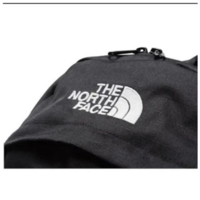 THE NORTH FACE(ザノースフェイス)の【未開封新品】ノースフェイス　リュック ブラック　30L 男女兼用　新作モデル レディースのバッグ(リュック/バックパック)の商品写真