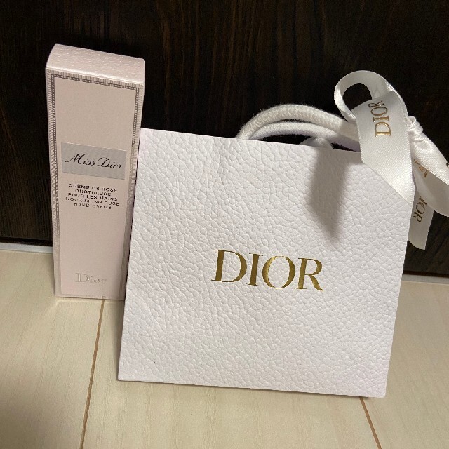 Dior - Dior ハンドクリーム ギフトの通販 by mi61's shop｜ディオールならラクマ