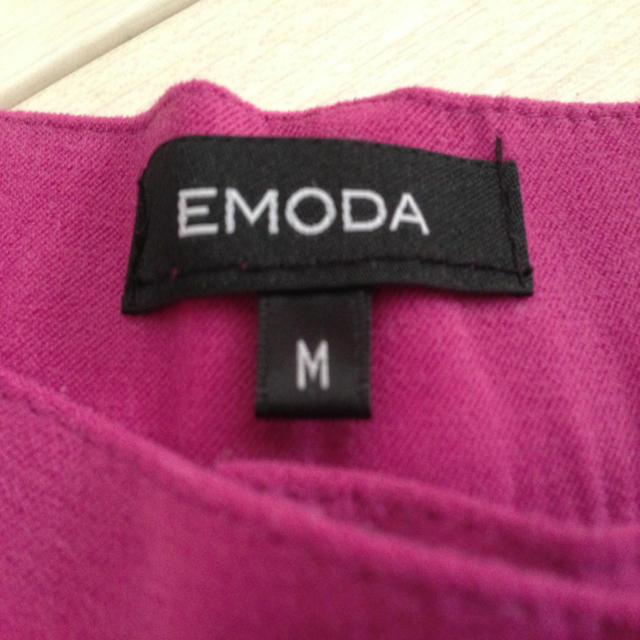 EMODA(エモダ)のハイウエストパンツ レディースのパンツ(ショートパンツ)の商品写真