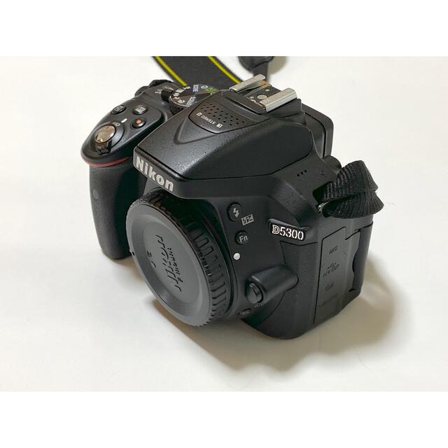 Nikon(ニコン)のNikon D5300 一眼レフカメラ本体 スマホ/家電/カメラのカメラ(デジタル一眼)の商品写真