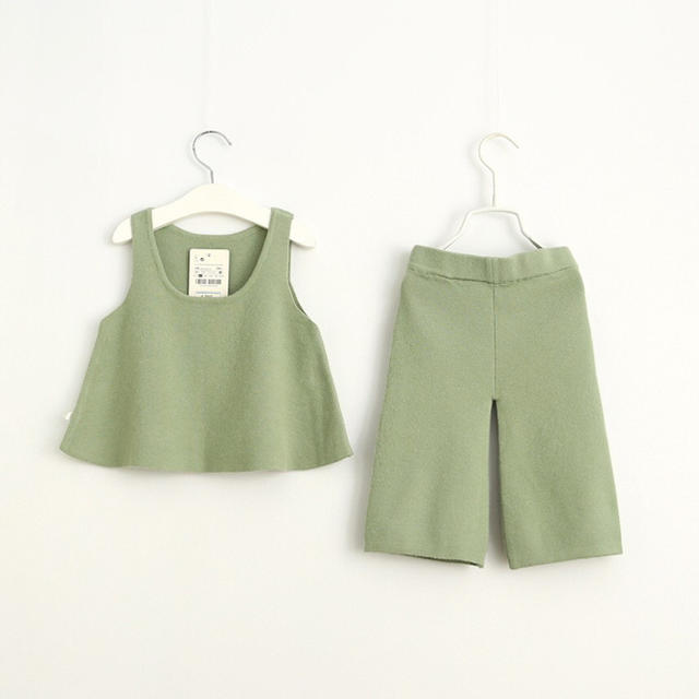 グリーン150✲カシミヤタッチ ニットセットアップ キッズ/ベビー/マタニティのキッズ服女の子用(90cm~)(ワンピース)の商品写真