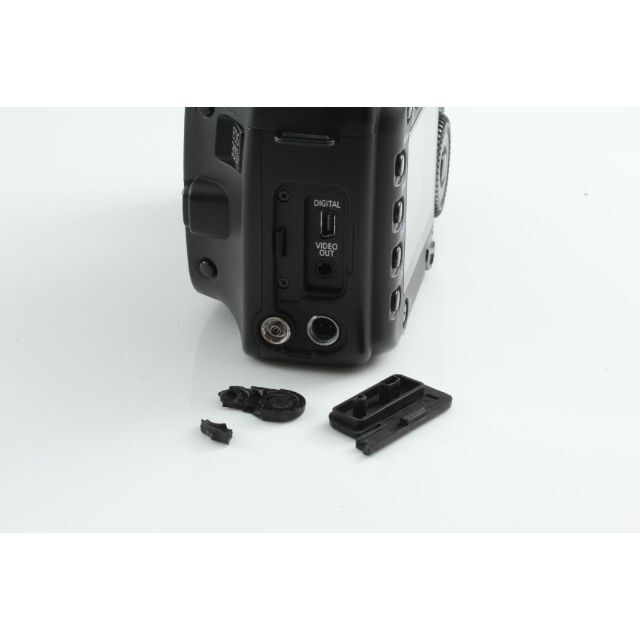 Canon(キヤノン)のCanon キャノン EOS 30D 一眼レフカメラ ストラップ付 スマホ/家電/カメラのカメラ(デジタル一眼)の商品写真