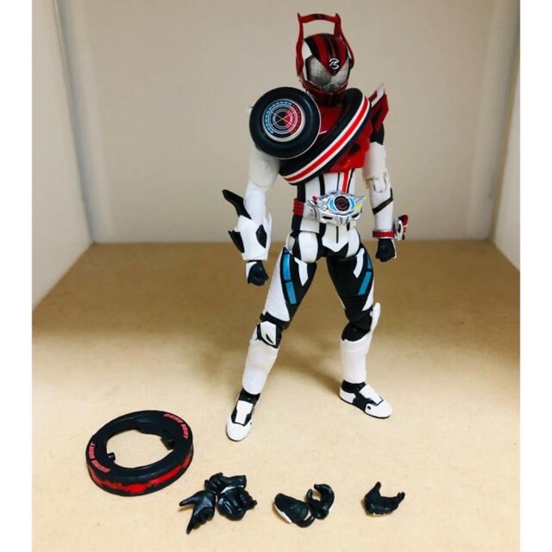 BANDAI(バンダイ)の【hachiro-kさん専用】仮面ライダードライブ　デッドヒート　セット エンタメ/ホビーのフィギュア(特撮)の商品写真