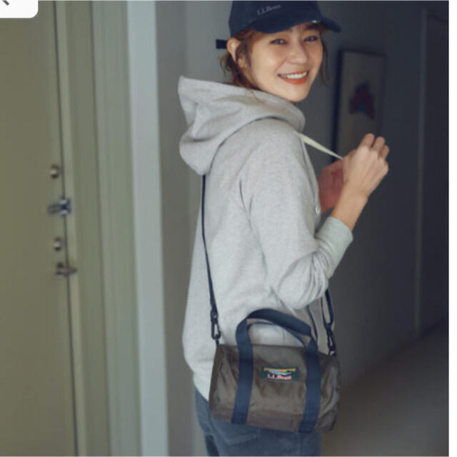 L.L.Bean(エルエルビーン)のLEE付録♡L.L.B ean ミニボストン レディースのバッグ(ショルダーバッグ)の商品写真