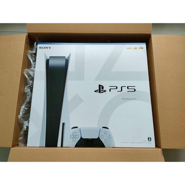 PlayStation(プレイステーション)の【新品未開封】PlayStation 5 エンタメ/ホビーのゲームソフト/ゲーム機本体(家庭用ゲーム機本体)の商品写真