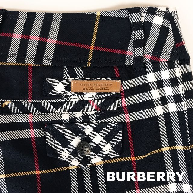 BURBERRY BLUE LABEL(バーバリーブルーレーベル)の【BURBERRY】バーバリーブルーレーベル マイクロチェック ハーフ丈パンツ レディースのパンツ(ハーフパンツ)の商品写真