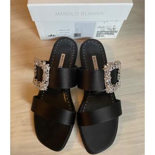 マノロブラニク(MANOLO BLAHNIK)のドゥロワー別注　マノロブラニクビジューサンダル　38(サンダル)