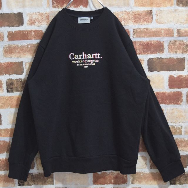 carhartt(カーハート)の【カーハート】美品　ブラック　刺繍ビッグロゴ　Mサイズ　スウェット メンズのトップス(スウェット)の商品写真