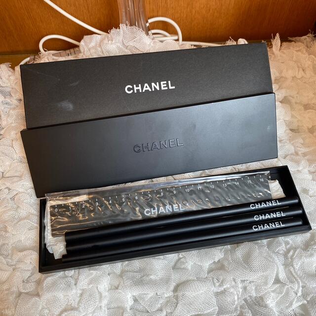 CHANEL  シャネル　文房具　定規　ペンケース　鉛筆　未使用　非売品❤️