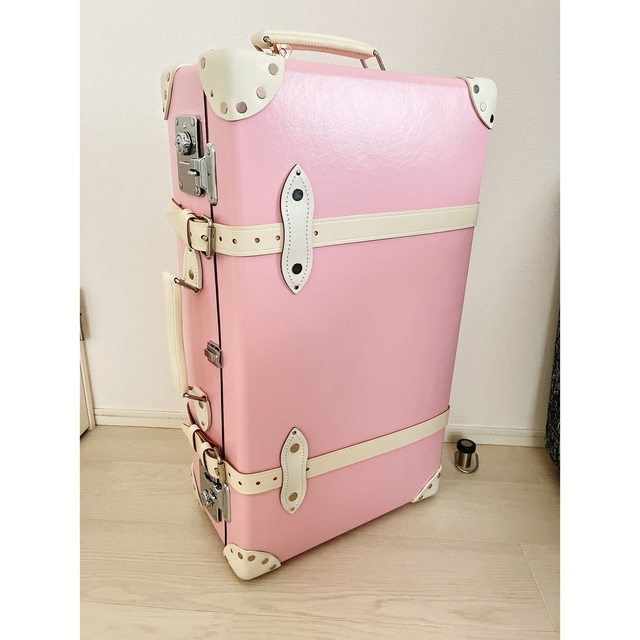 輝い GLOBE-TROTTER - ピンク ミディアムチェックイン26インチ センテナリー 新品　グローブトロッター スーツケース+キャリーバッグ