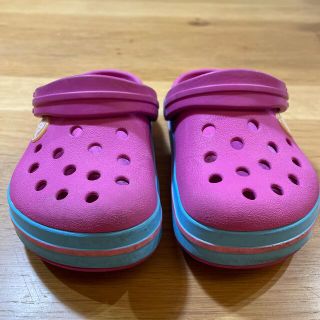 クロックス(crocs)のクロックス  CROCS ピンク　サンダル　C8 15.5cm(サンダル)